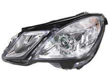 Load image into Gallery viewer, Headlight Assembly