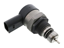 Load image into Gallery viewer, Fuel Pressure Regulator