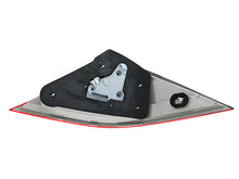 Load image into Gallery viewer, Taillight