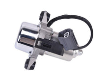 Load image into Gallery viewer, Vacuum Pump - AM42 EuroCars