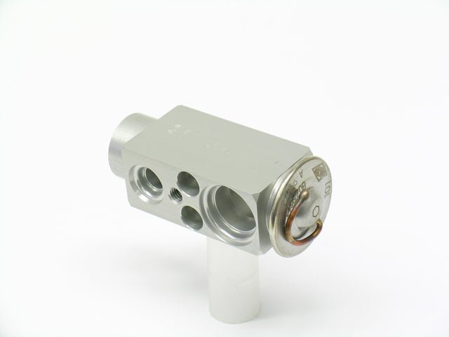 A/C Expansion Valve - AM42 EuroCars