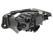 Load image into Gallery viewer, Headlight Assembly
