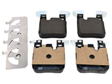 Load image into Gallery viewer, Brake Pad Set