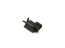 Load image into Gallery viewer, Vacuum Control Valve