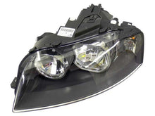 Load image into Gallery viewer, Headlight Assembly