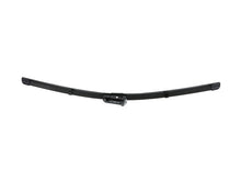 Load image into Gallery viewer, Windshield Wiper Blade