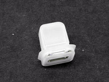 Load image into Gallery viewer, Retaining Clip - AM42 EuroCars