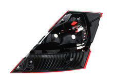 Load image into Gallery viewer, Taillight Lens