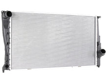 Load image into Gallery viewer, Radiator