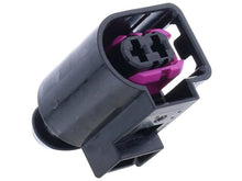 Load image into Gallery viewer, Fuel Injector Connector - AM42 EuroCars