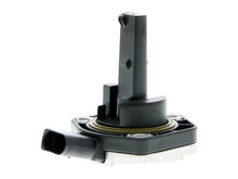 Load image into Gallery viewer, Engine Oil Level Sensor