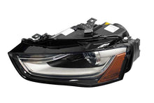 Load image into Gallery viewer, Headlight Assembly