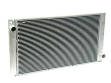 Load image into Gallery viewer, Radiator