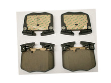 Load image into Gallery viewer, Brake Pad Set